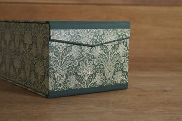 Fotobox dunkelgrün "Leni", Box mit drei Fächern für Bilder, solide Handarbeit